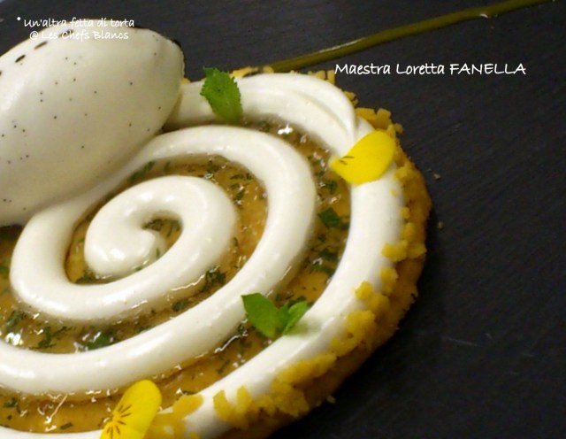 fanella spirale fiori